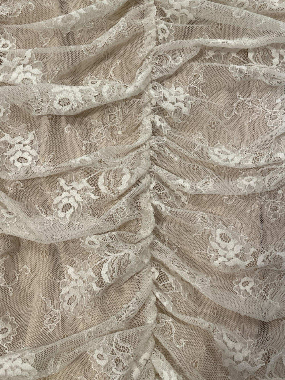 Windsor Wrapped In Lace Ruched Mini
Dress Ivory M - Picture 10 of 15